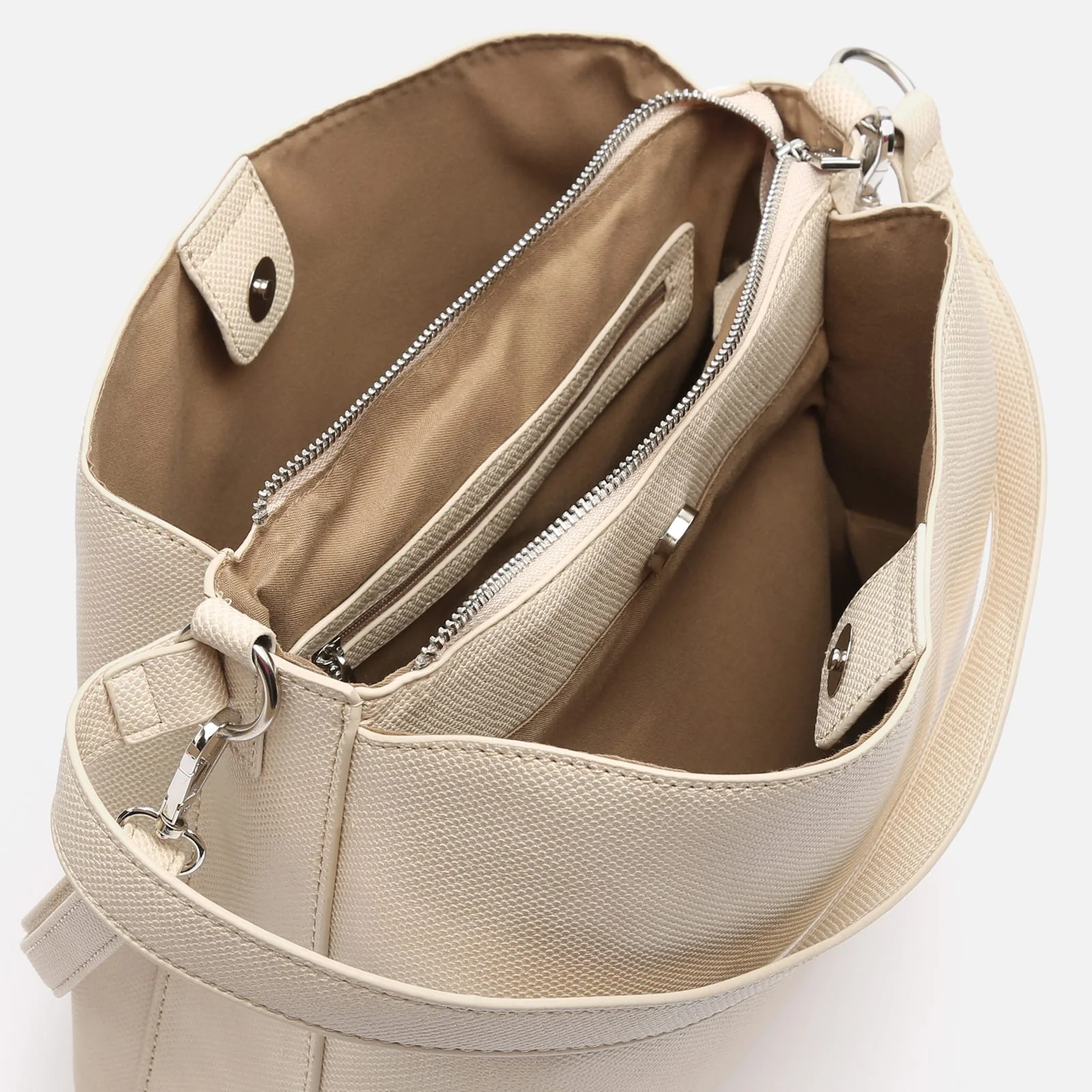 Conti bolso hobo con asa regulable - Image 21