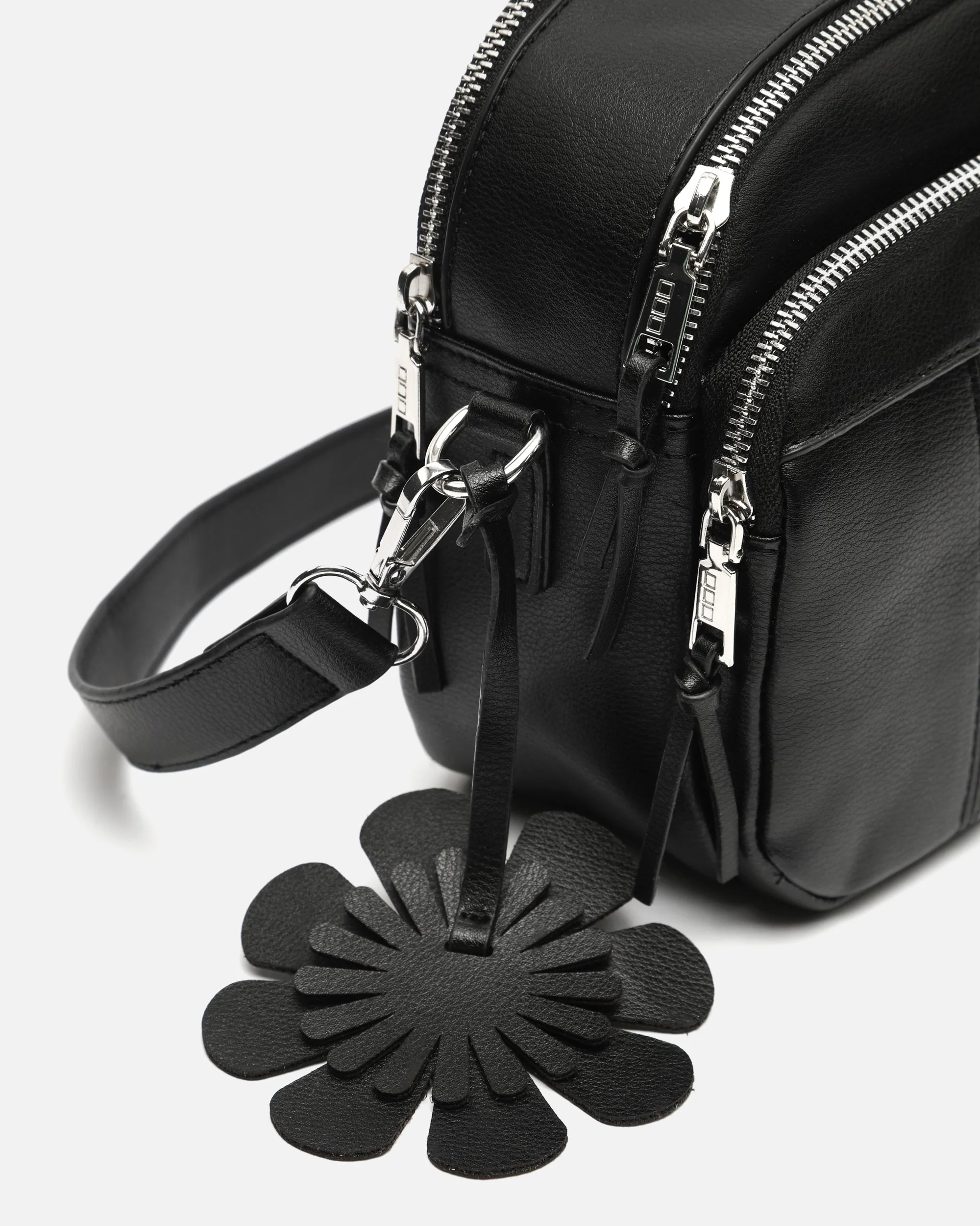 Filiberti bolso bandolera con detalle colgante - Image 10