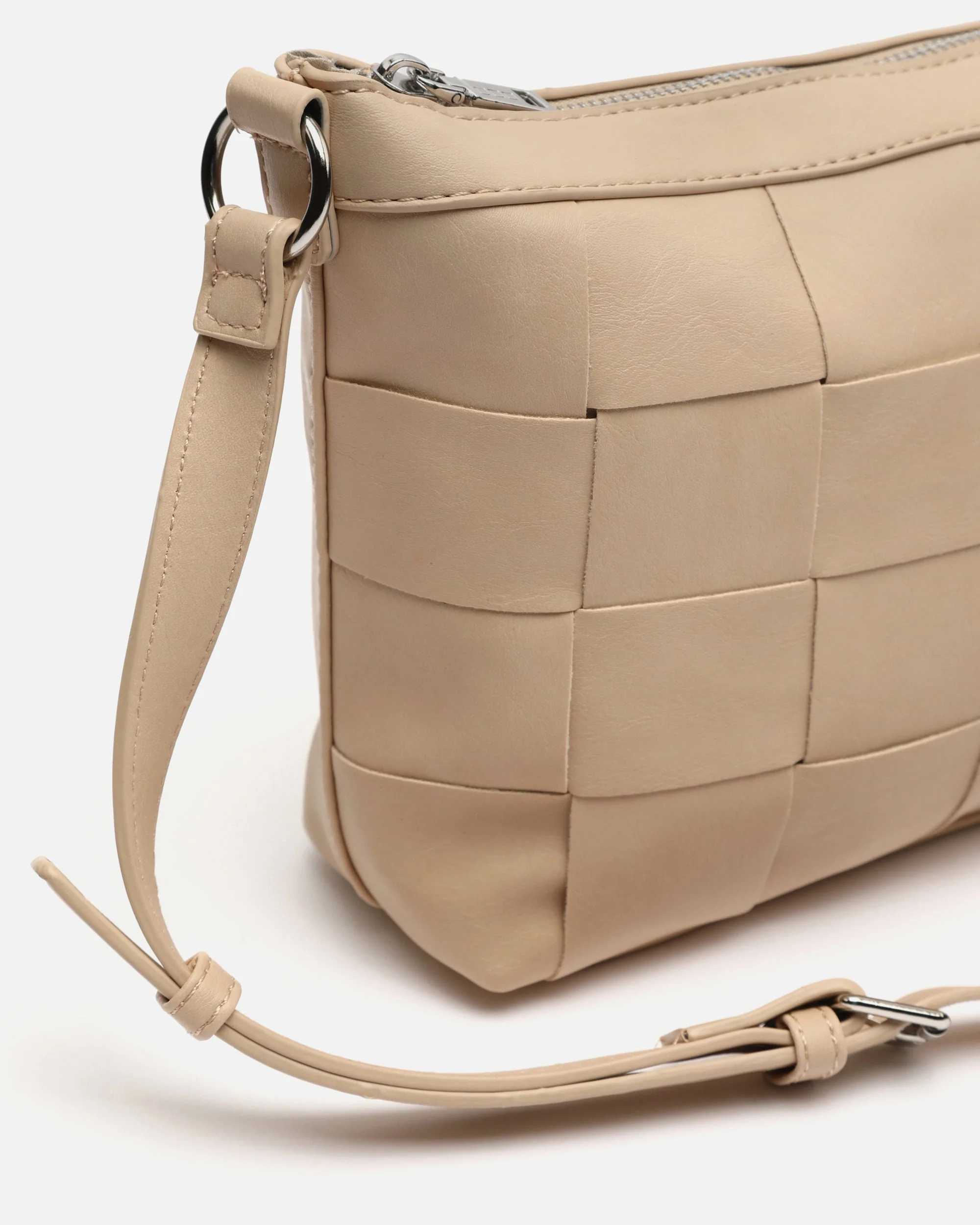 Fusito bolso bandolera pequeño trenzado - Image 3