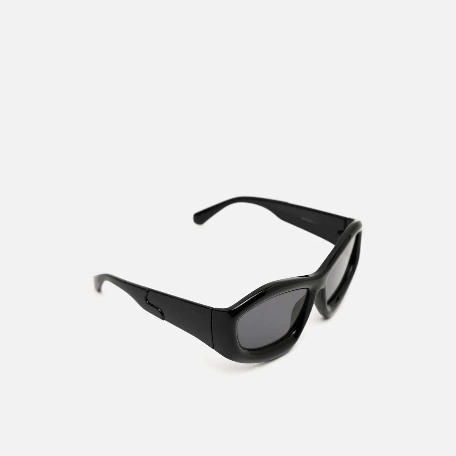 Greta gafas de sol cuadradas con montura de pasta ED. - Image 2