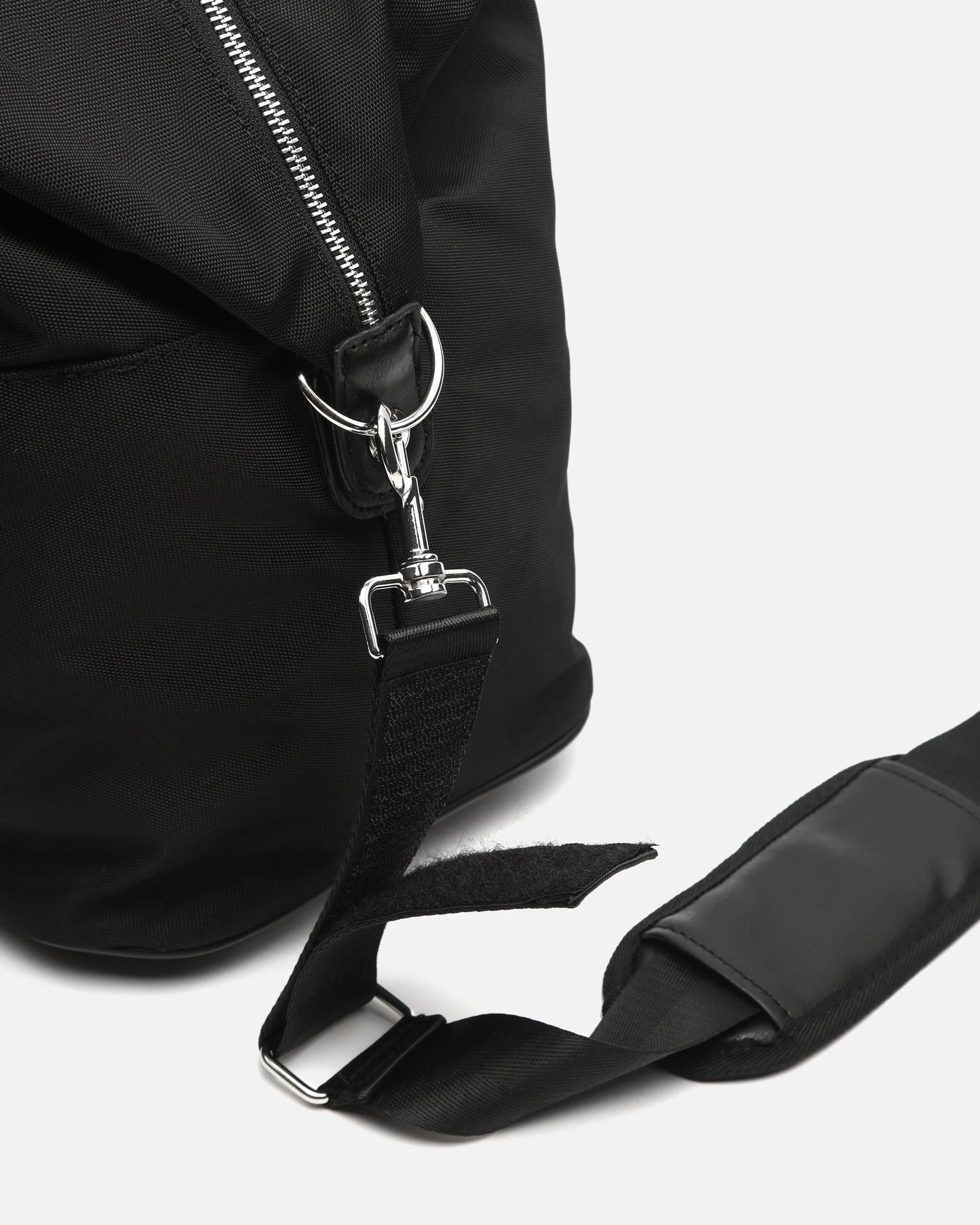 Teme bolsa fin de semana con asa bandolera extraíble - Image 5